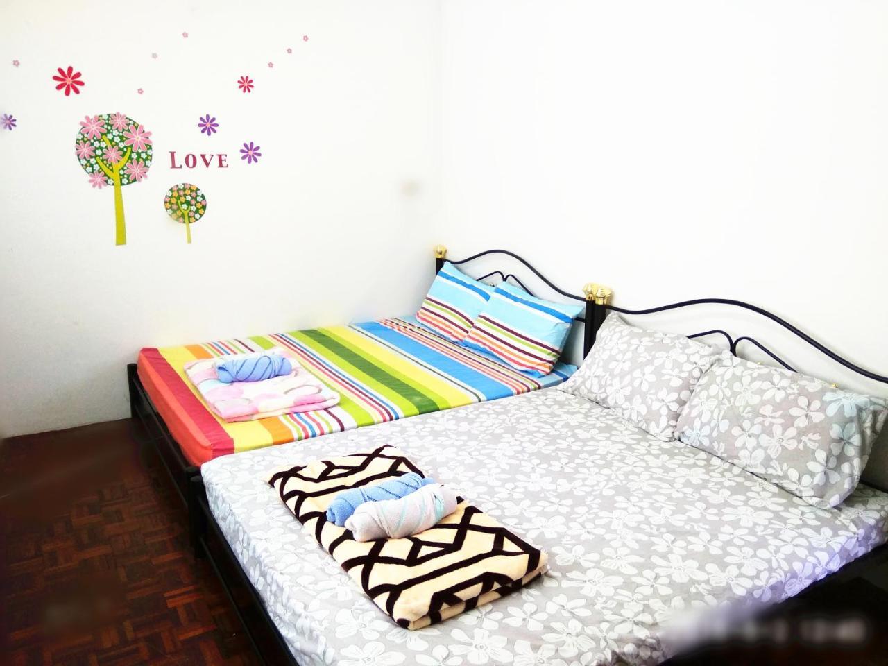 H Homestay Sibu - 1000Mbps 1Gbps Wifi, Astro & Auto Gate Parking Semi Detached House! Exterior foto